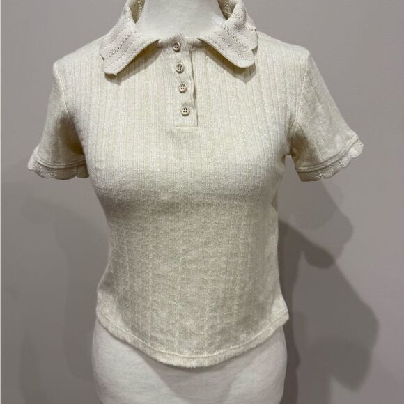 Atelier by Kirious Cream Short Sleeve Collared Top with Buttons Size Small - Picture 1 of 4